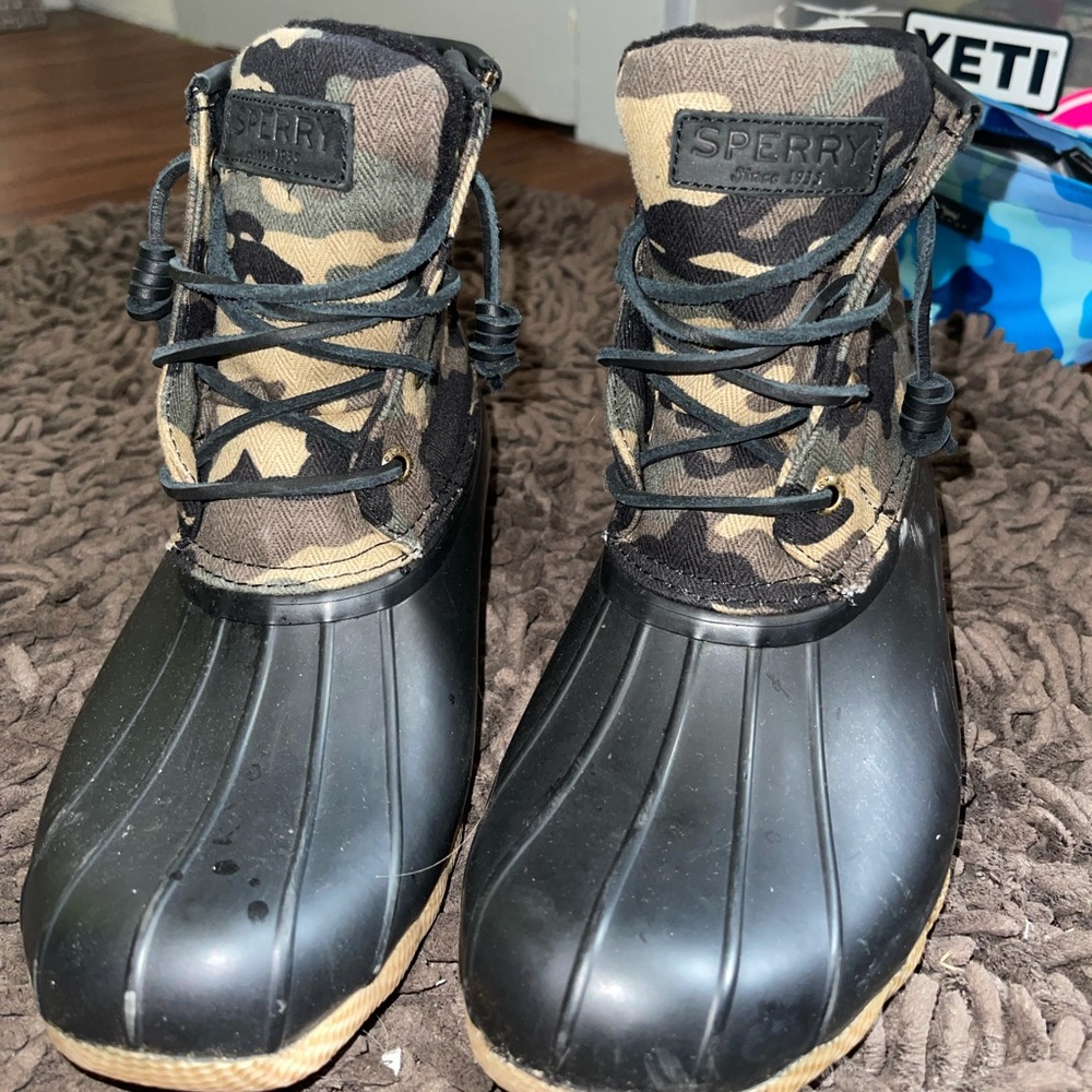 Authentic Sperry Rainboots